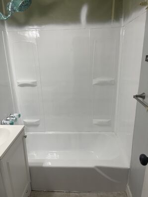 Before & After Shower Glazing in Boston, MA (2)